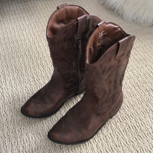 Brown Cowgirl Boots